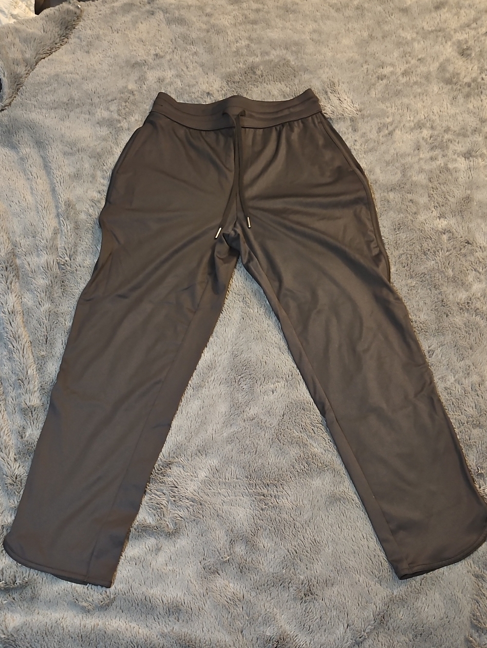 HALARA Men's Black Jogger Sweatpants with Drawstring